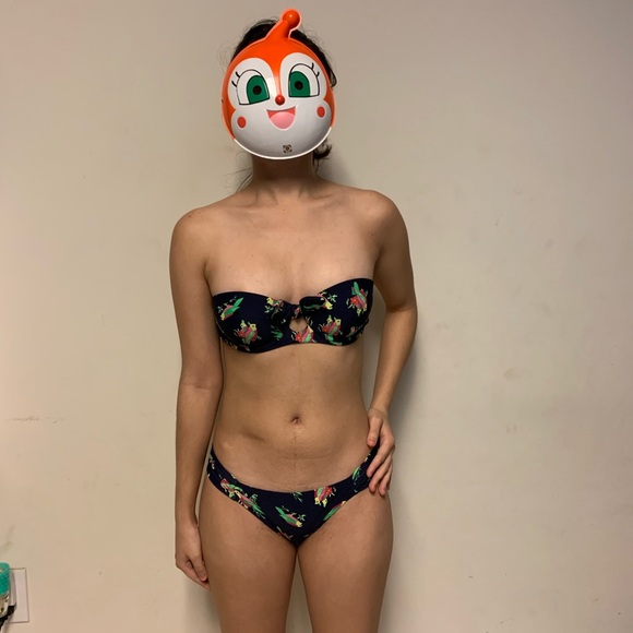 Bathing suit - Picture 3 of 4